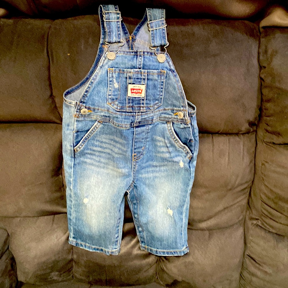 Baby Levi Strauss and Co overalls size 12 months never been worn brand-new.